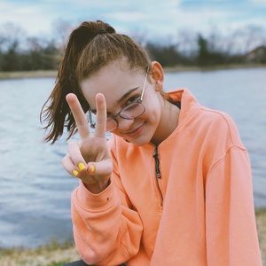 Meet your Posher, Anita